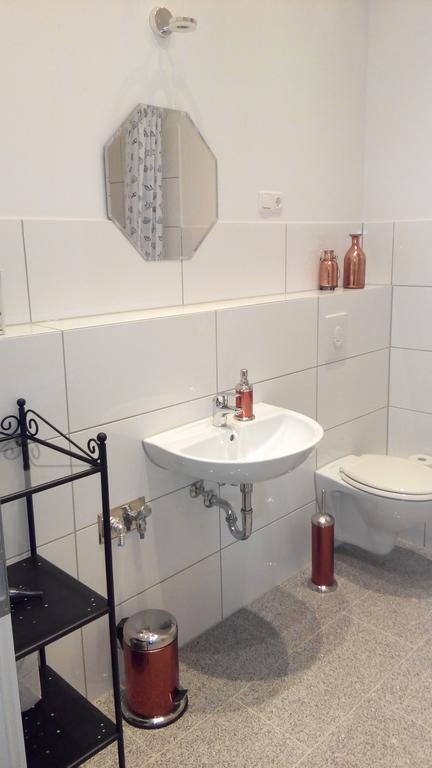 Studio Apartment Niemetzstr 51 베를린 외부 사진