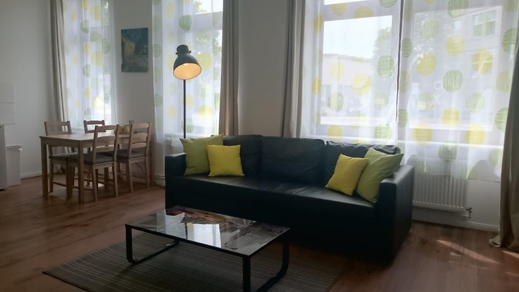 Studio Apartment Niemetzstr 51 베를린 외부 사진
