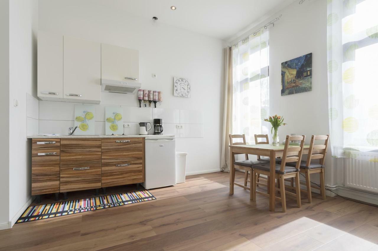 Studio Apartment Niemetzstr 51 베를린 외부 사진
